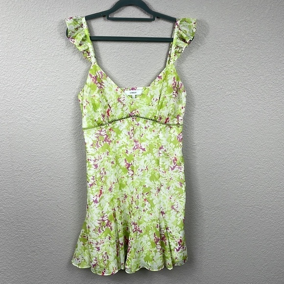 New Likely Gavina Mini Dress In Green Floral Flutter Strap Cut Out Back Sz 8 - Picture 4 of 15